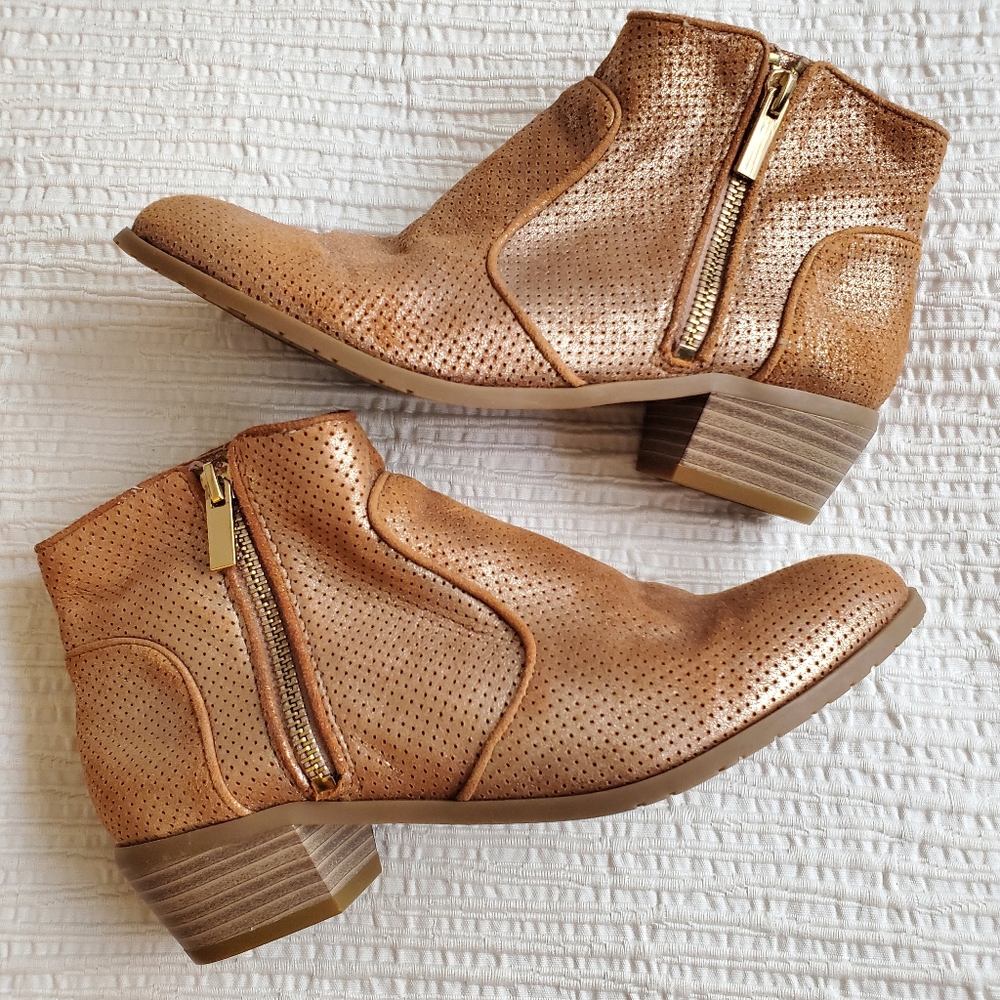 *About To Donate* NWOT - INC Goldshine Leather Booties
